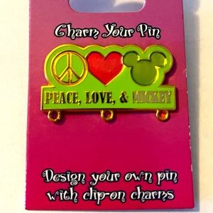 WDW Disney World 2010 CHARM YOUR PIN Series PIN Peace, Love, & Mickey